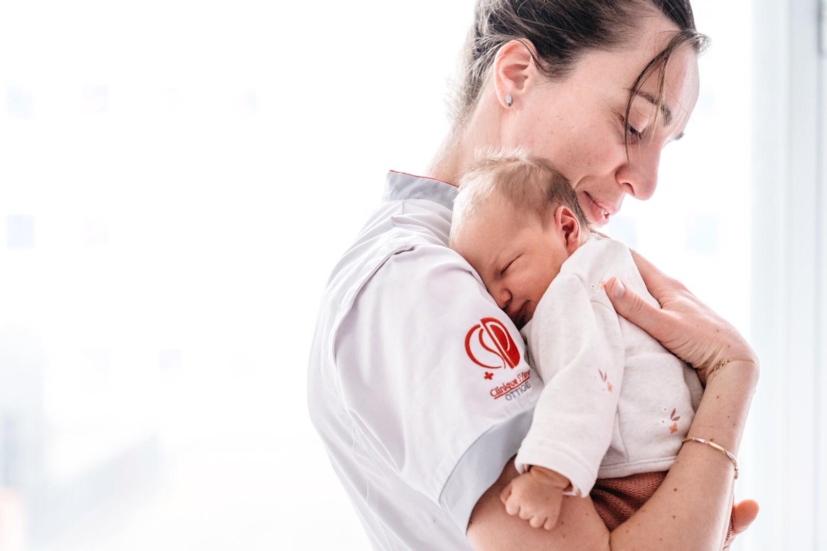 Sage-femme en chef·fe pour la maternité