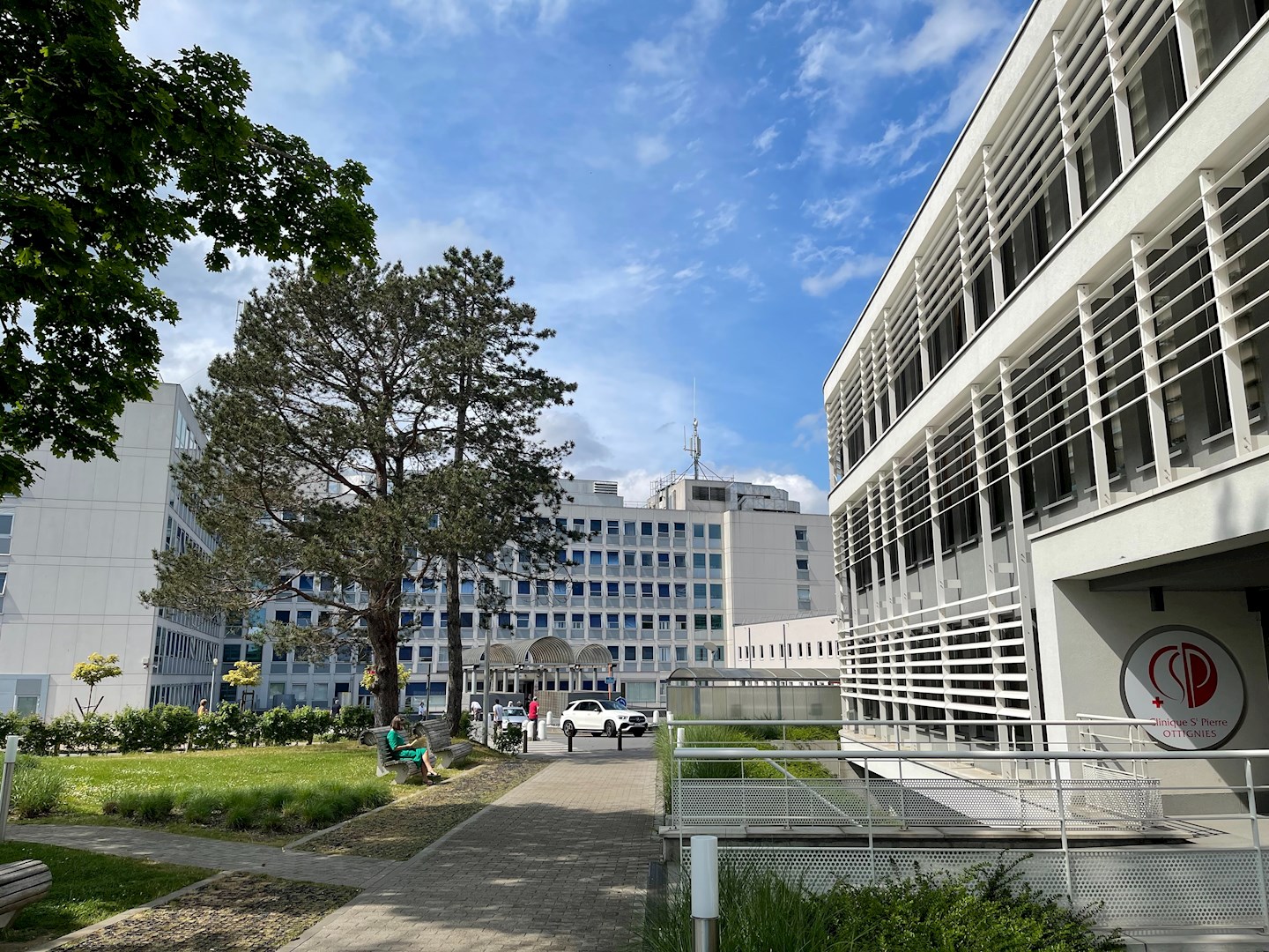 Chef.fe-Adjoint.e - Attaché.e au Projet Nouvel Hôpital - Département Technique et Facilities